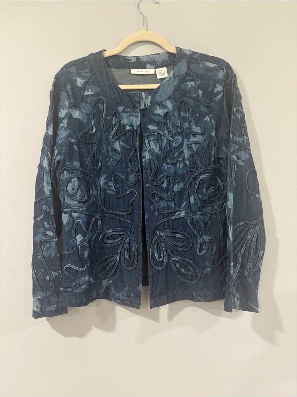 TANTRUM INDIGO Y2K FLORAL 
COTTON EMBRODERED JACKET SIZE/M